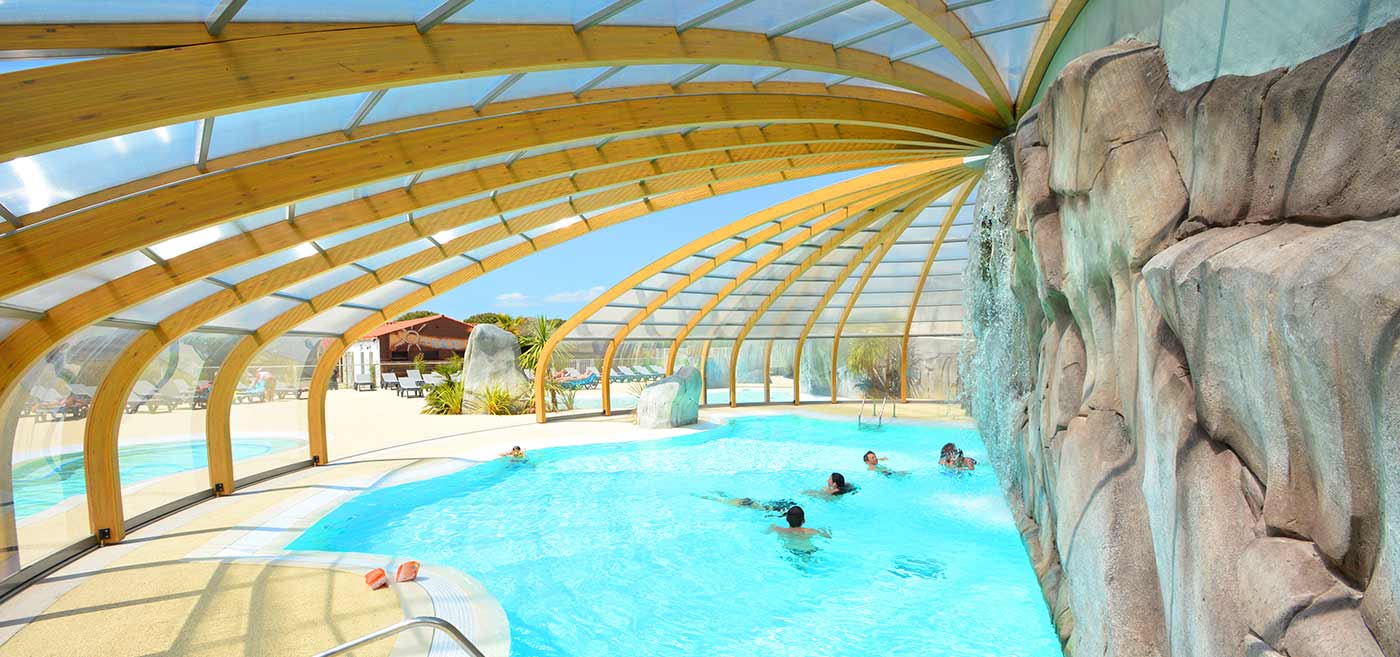 Parc aquatique au bord de la mer mditerrane