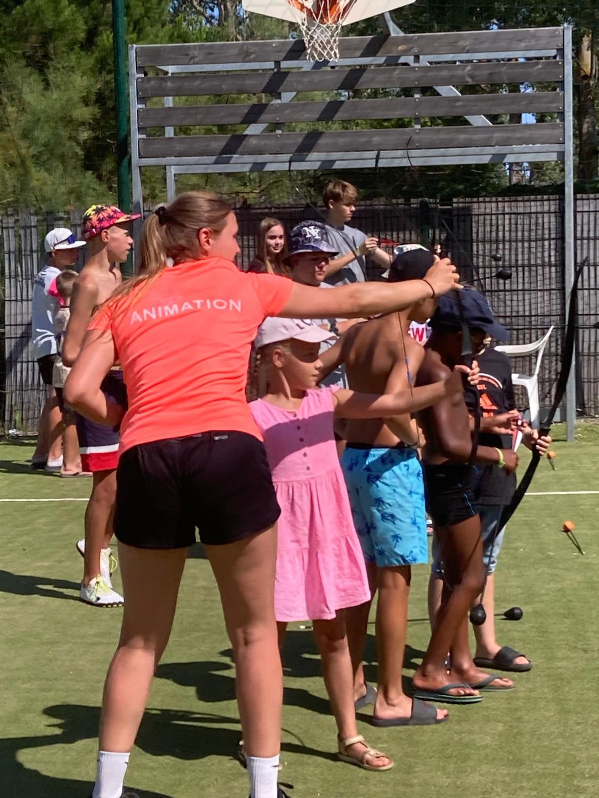 Initiation au tir à l'arc pour les enfants.